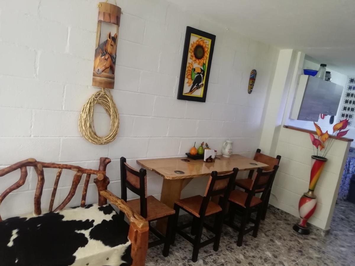 Apartamento Campestre Medellín Eksteriør billede