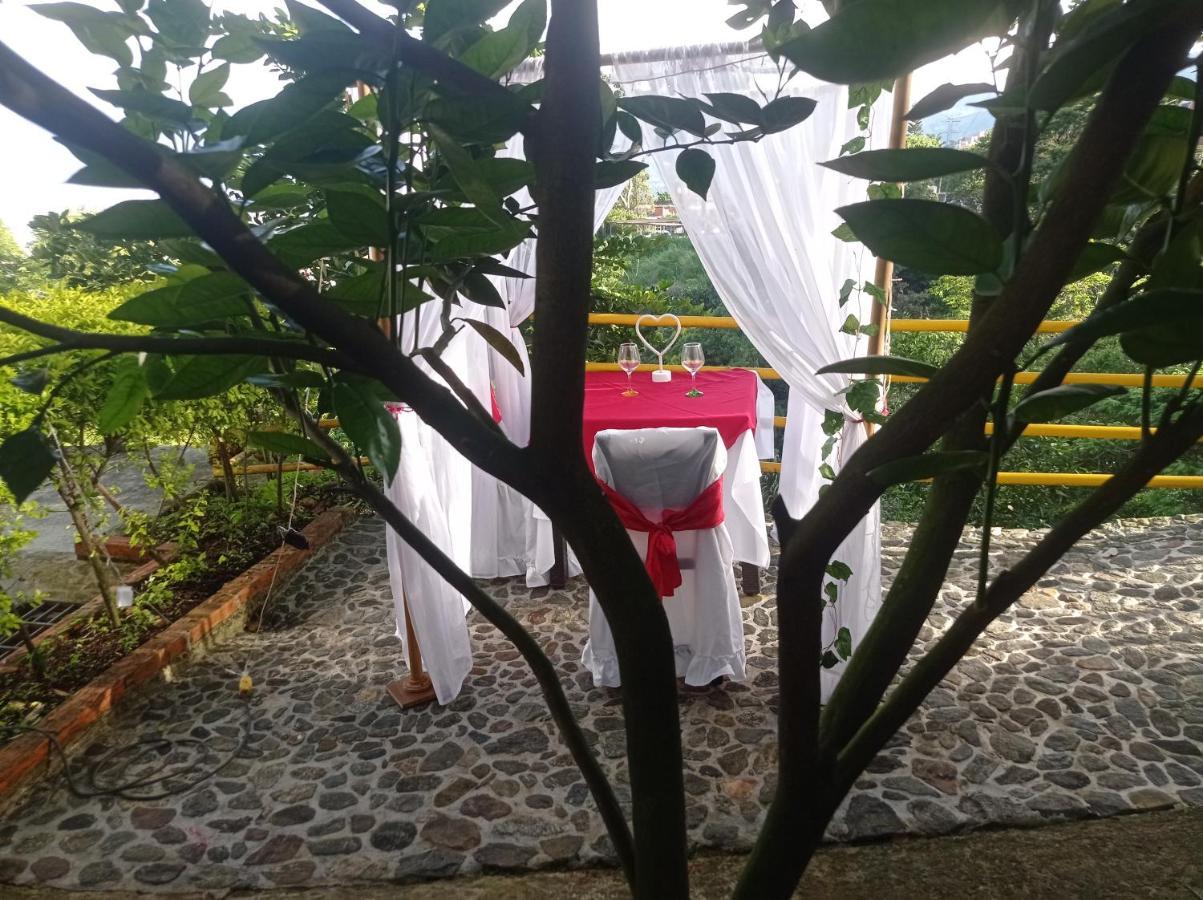 Apartamento Campestre Medellín Eksteriør billede