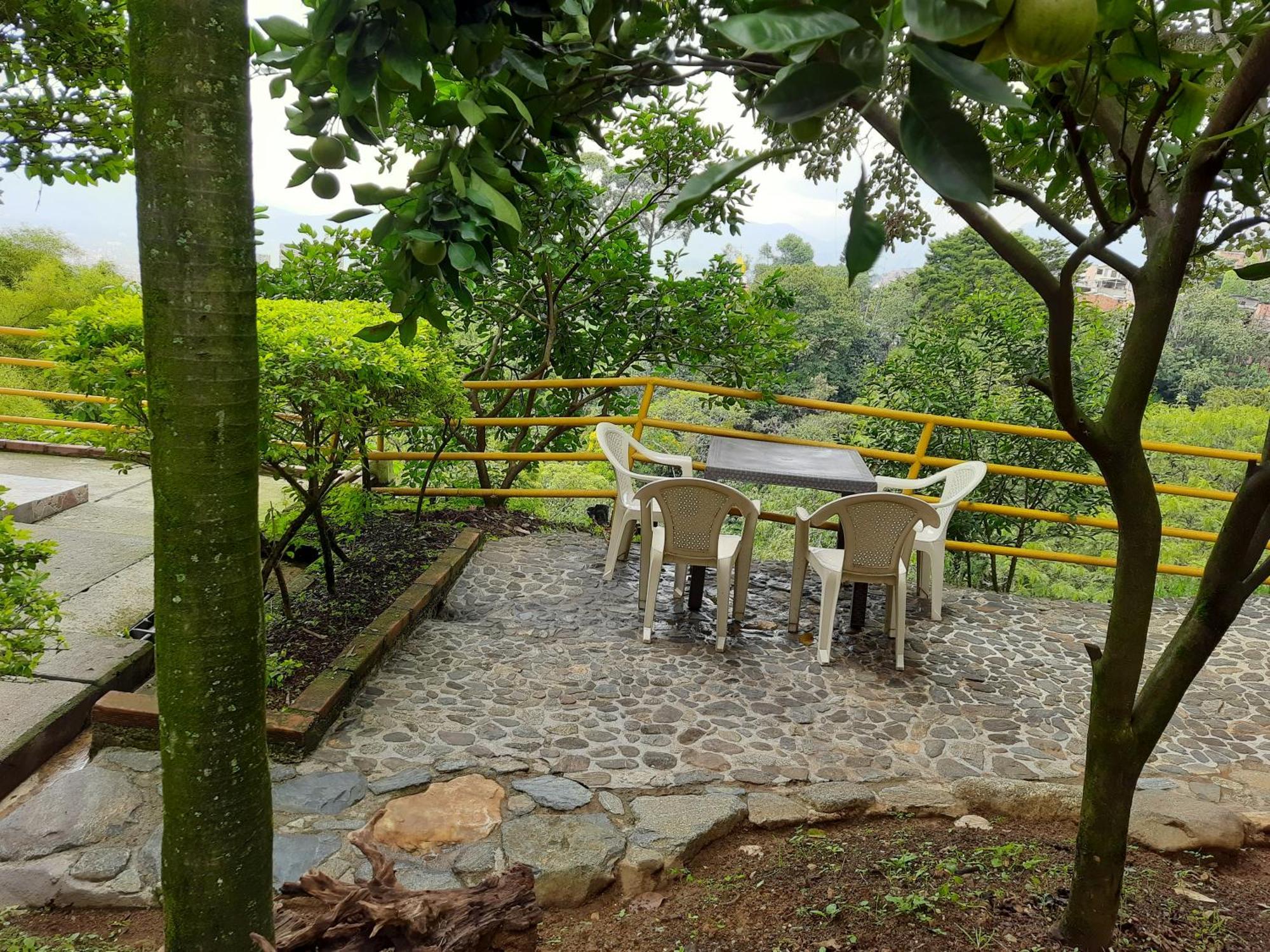 Apartamento Campestre Medellín Eksteriør billede